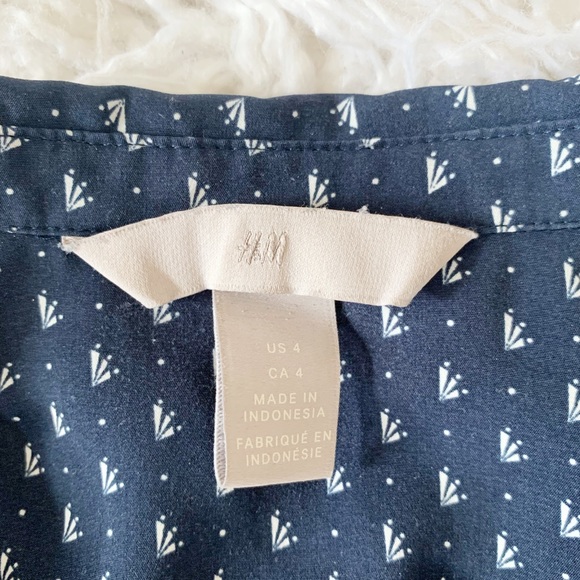 H&M Patterned Blouse - Picture 3 of 3